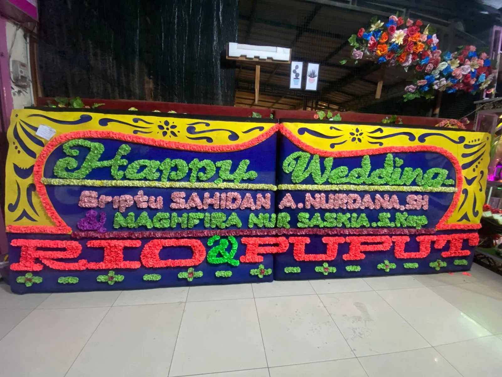 Papan Bunga Happy Wedding - Papan Bunga Khanaya Florist Medan