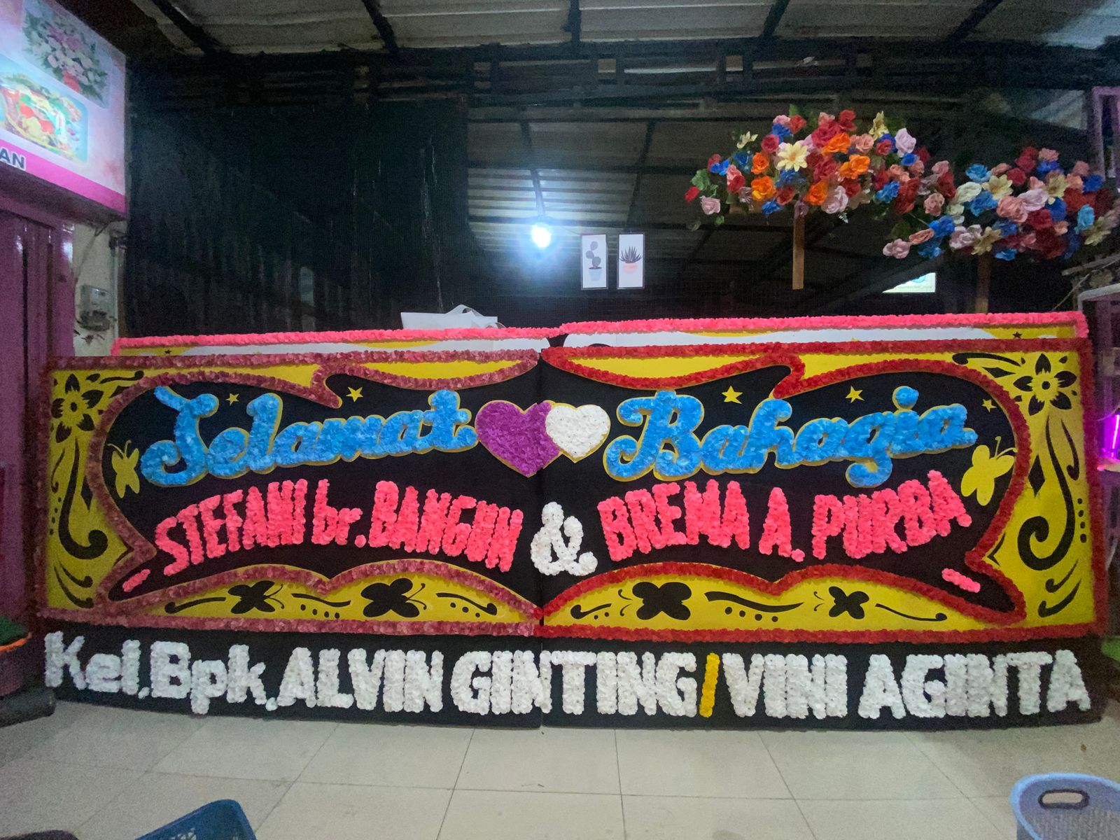 Papan Bunga Selamat Bahagia - Papan Bunga Khanaya Florist Medan