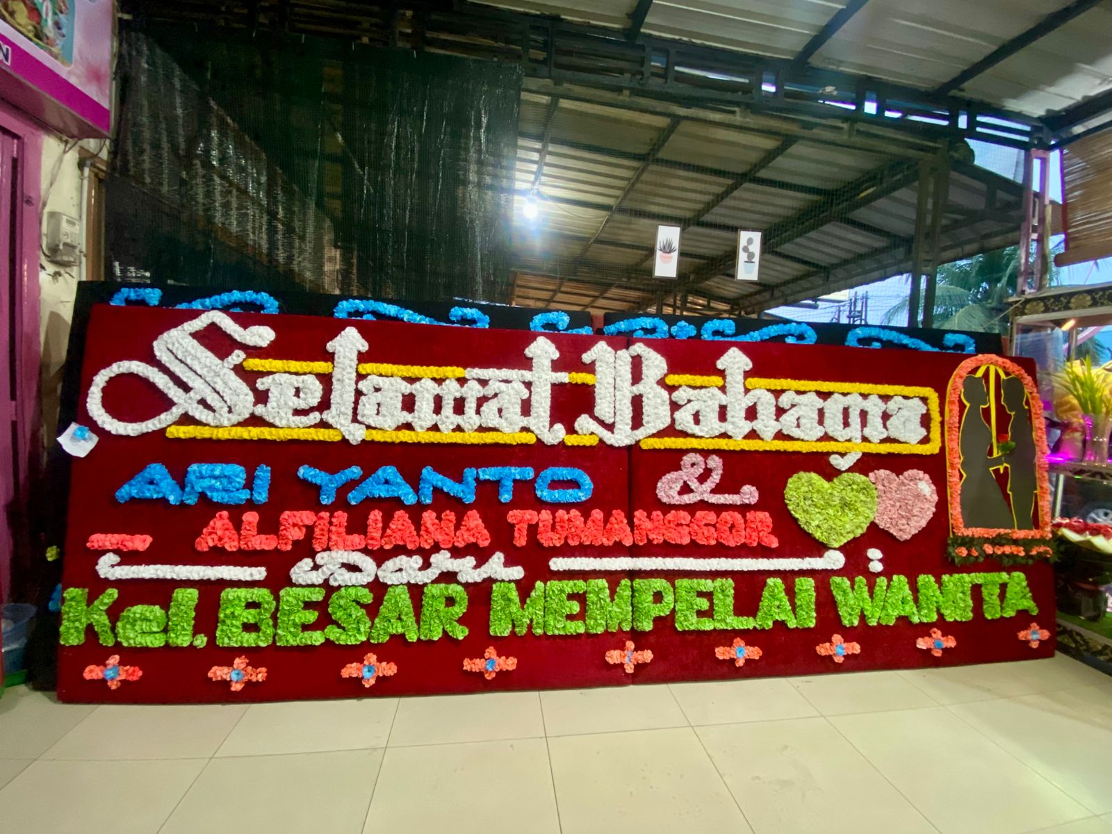 Papan Bunga Selamat Bahagia - Papan Bunga Khanaya Florist Medan